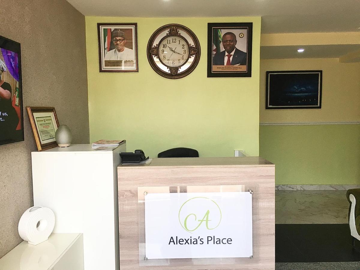 Alexia'S Place Hotel Lagos Exterior photo